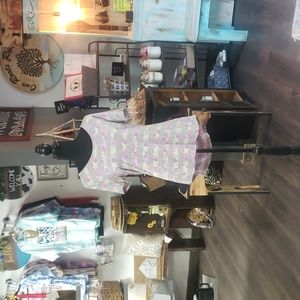 Lula roe striped floral med top. NWOT AR